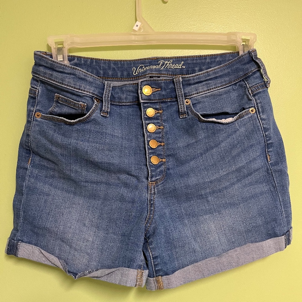 Universal Thread High Rise Shorts